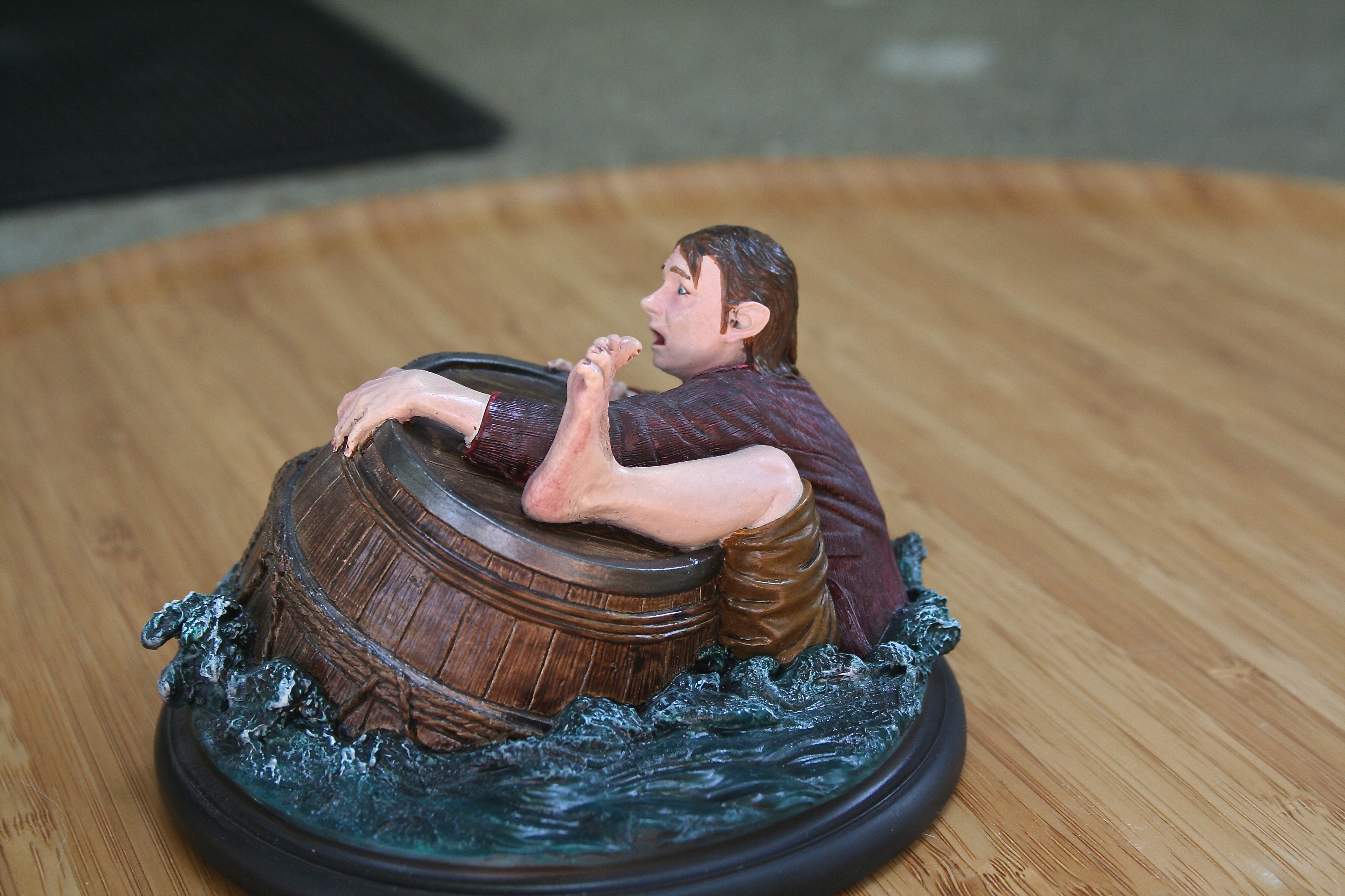 The Hobbit Oin The Dwarf Barrel Rider The Weta Cave Weta Collectibles 