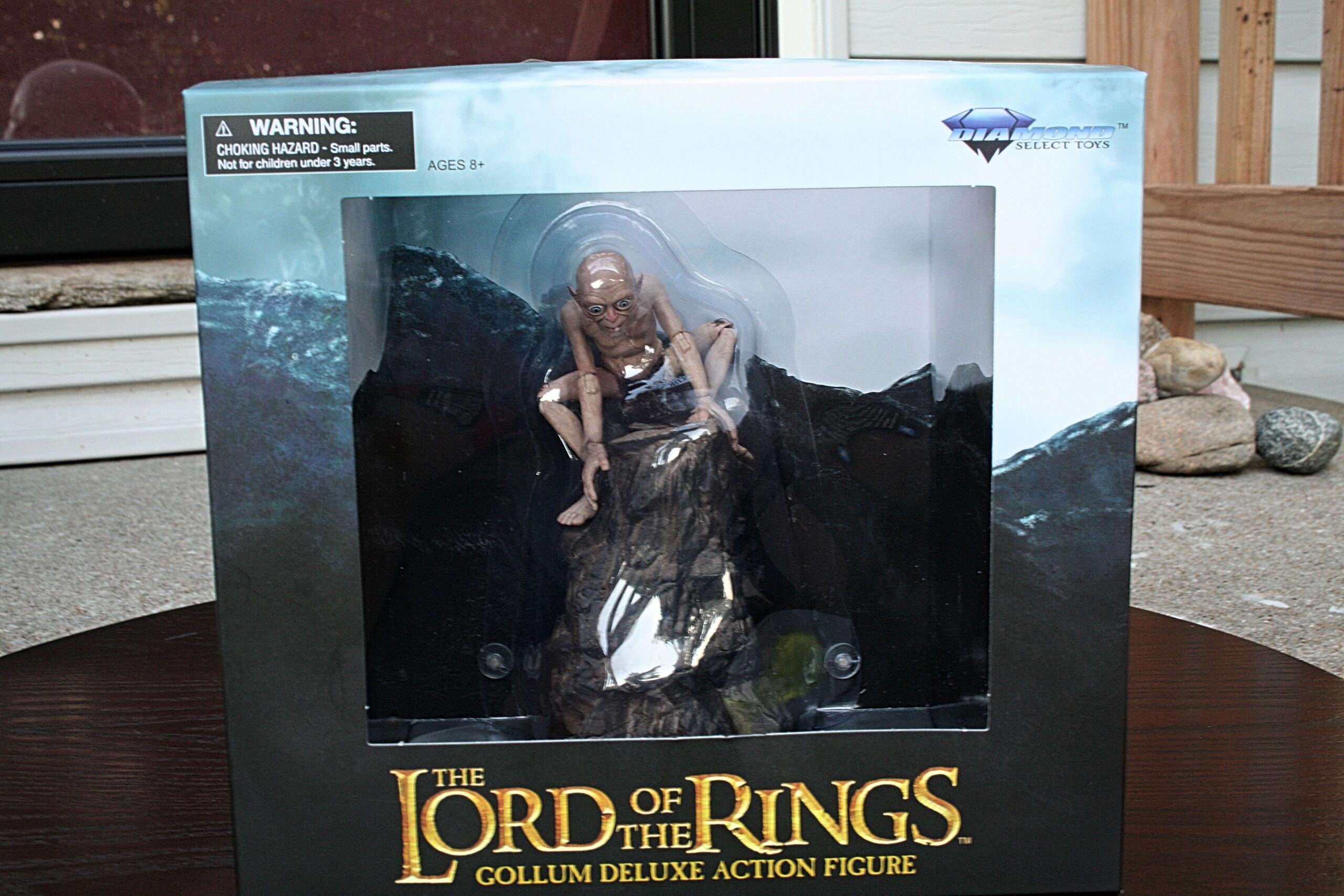 Collecting The Precious – Diamond Select Toys Aragorn, Frodo, and Moria Orc  Review