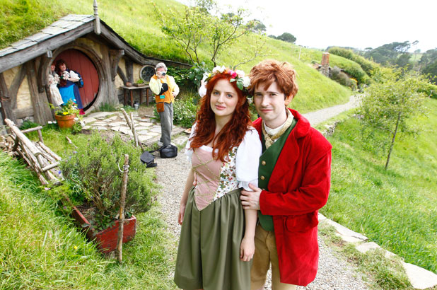 Red Carpet Tour visitors to Hobbiton