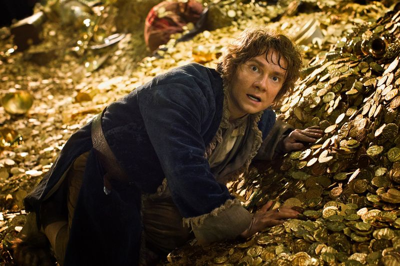 bilbo on gold | Lord of the Rings 